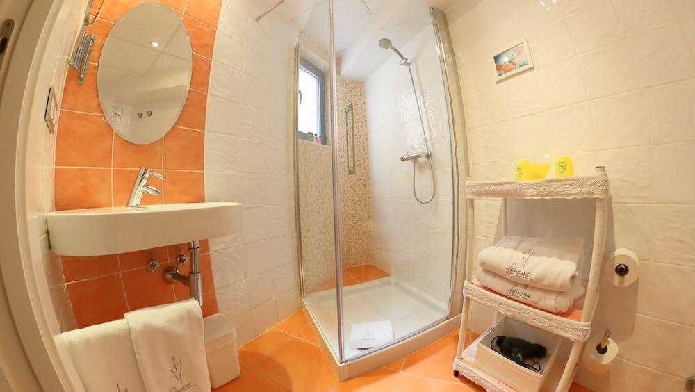 Hotel Fetiche Alojamiento Con Encanto Бенидорм Екстериор снимка