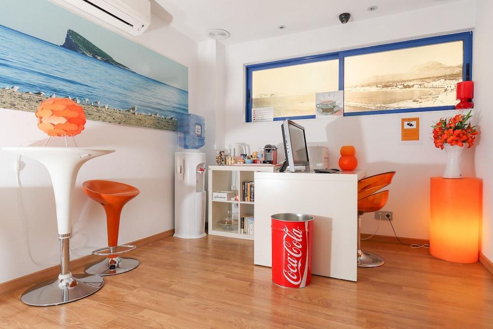 Hotel Fetiche Alojamiento Con Encanto Бенидорм Екстериор снимка