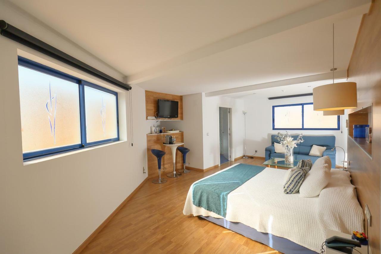 Hotel Fetiche Alojamiento Con Encanto Бенидорм Екстериор снимка