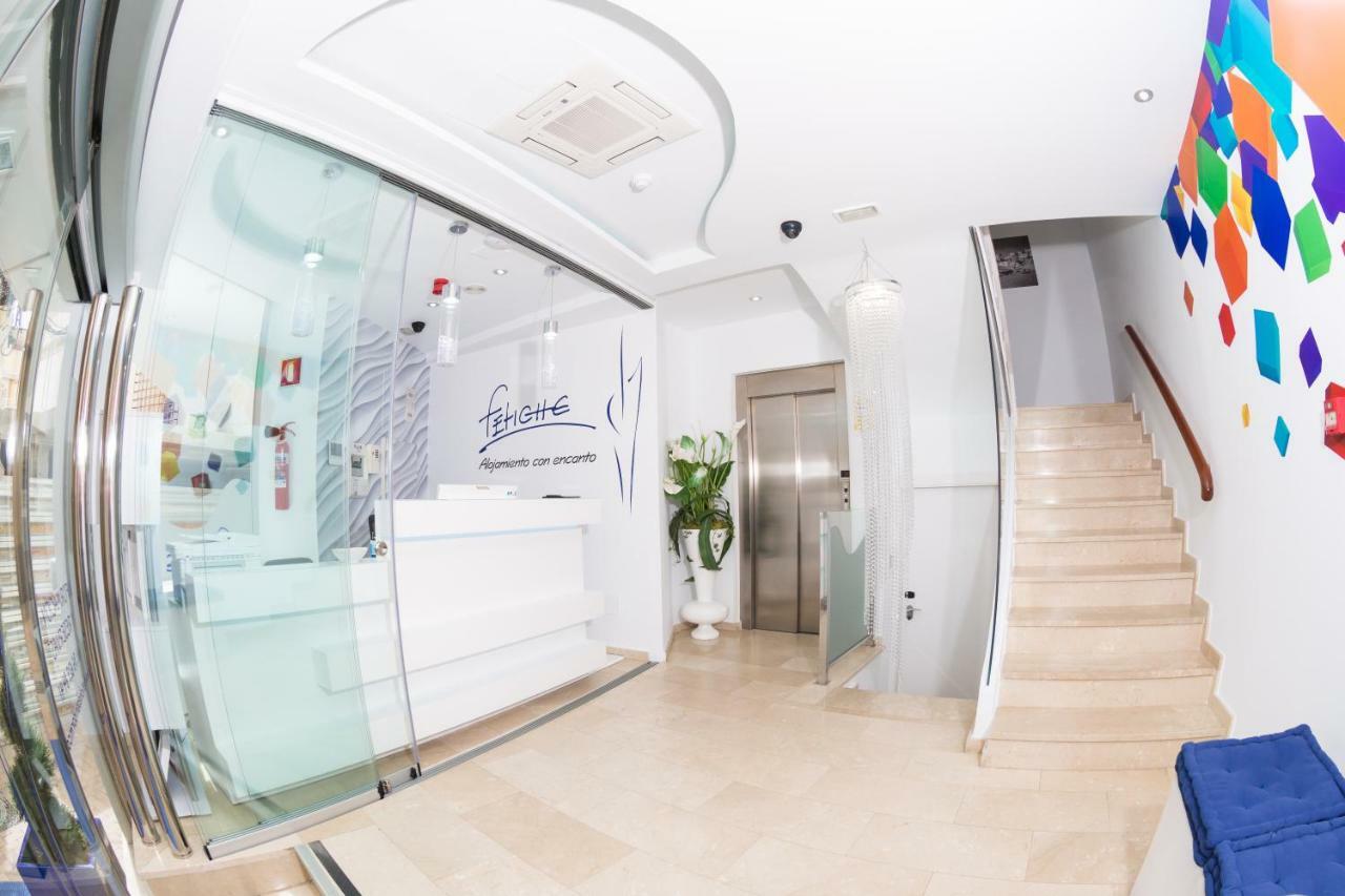 Hotel Fetiche Alojamiento Con Encanto Бенидорм Екстериор снимка
